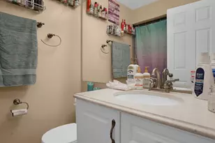 9184 S Jefferson Pl, Sandy, UT 84070 - Photo 14