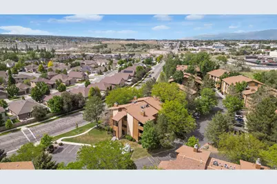 9184 S Jefferson Pl #2 F, Sandy, UT 84070 - Photo 2