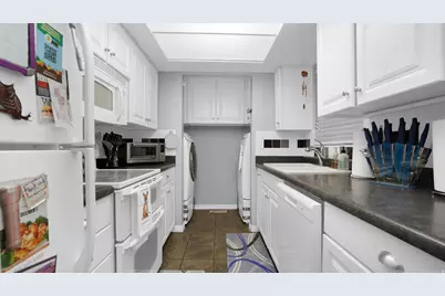 9184 S Jefferson Pl #2 F, Sandy, UT 84070 - Photo 10