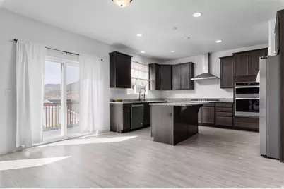 9307 N Tampa Dr, Eagle Mountain, UT 84005 - Photo 8