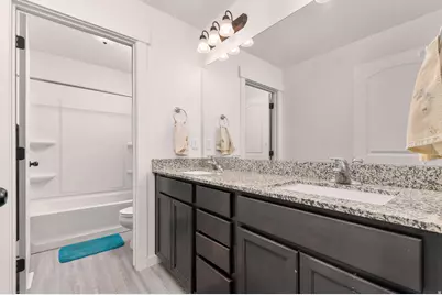 9307 N Tampa Dr, Eagle Mountain, UT 84005 - Photo 18