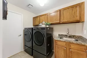 4822 S Holladay Blvd, Holladay, UT 84117 - Photo 20