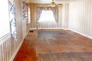 141 W 100 N, East Carbon, UT 84520 - Photo 4