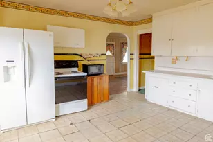 141 W 100 N, East Carbon, UT 84520 - Photo 16