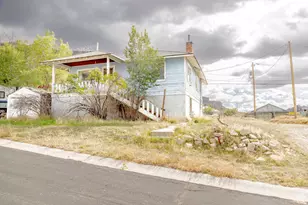 141 W 100 N, East Carbon, UT 84520 - Photo 1