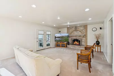 2382 Summerwood Dr, Layton, UT 84040 - Photo 8