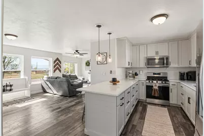 715 S 400 W, Mount Pleasant, UT 84647 - Photo 14