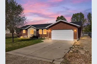 715 S 400 W, Mount Pleasant, UT 84647 - Photo 2