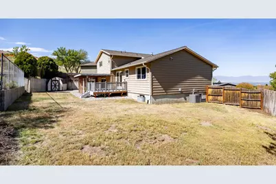 7351 S Chestnut Cir E, Cottonwood Heights, UT 84121 - Photo 30