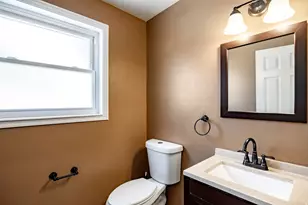 7351 S Chestnut Cir E, Cottonwood Heights, UT 84121 - Photo 10