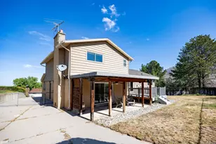 7351 S Chestnut Cir E, Cottonwood Heights, UT 84121 - Photo 32