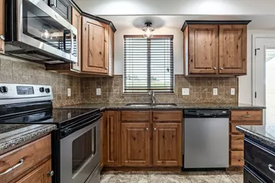1865 W 5050 S, Roy, UT 84067 - Photo 12