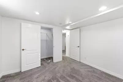 2776 E Wilshire Dr, Salt Lake City, UT 84109 - Photo 24