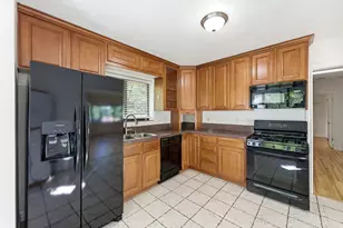 2776 E Wilshire Dr, Salt Lake City, UT 84109 - Photo 12