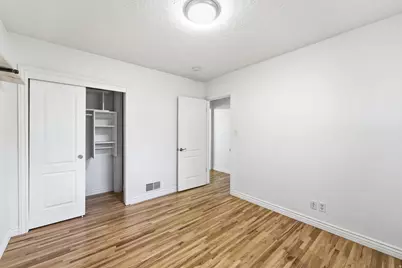 2776 E Wilshire Dr, Salt Lake City, UT 84109 - Photo 18