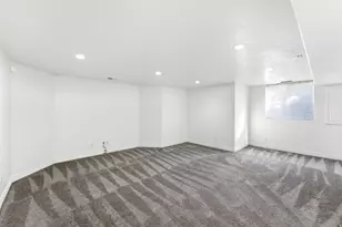 2776 E Wilshire Dr, Salt Lake City, UT 84109 - Photo 22