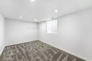 2776 E Wilshire Dr, Salt Lake City, UT 84109 - Photo 28