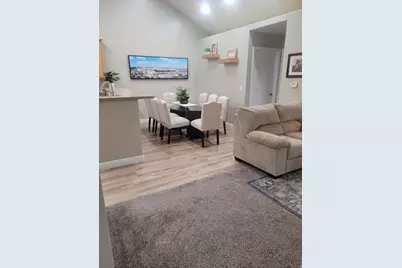 317 S 450 W #B, Springville, UT 84663 - Photo 8