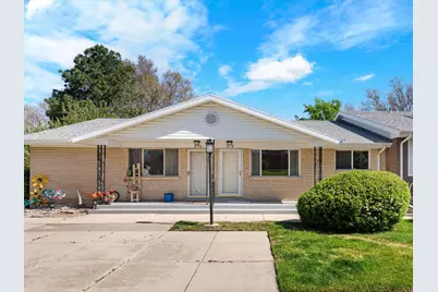898 40th St, Ogden, UT 84403 - Photo 2