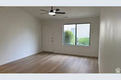 136 S 100 E #3, Saint George, UT 84770 - Photo 2