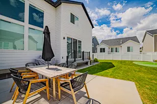 4372 W Defender Dr S, Herriman, UT 84096 - Photo 40
