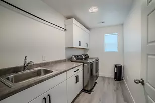4372 W Defender Dr S, Herriman, UT 84096 - Photo 28