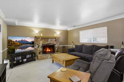 740 E Baker Dr, Midvale, UT 84047 - Photo 10
