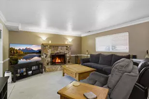 740 E Baker Dr, Midvale, UT 84047 - Photo 10