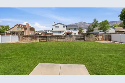 422 W 1500 N, Harrisville, UT 84404 - Photo 14