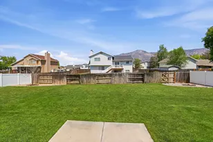 422 W 1500 N, Harrisville, UT 84404 - Photo 14