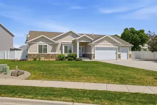 422 W 1500 N, Harrisville, UT 84404 - Photo 1