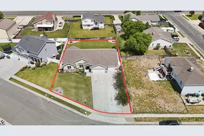 422 W 1500 N, Harrisville, UT 84404 - Photo 16