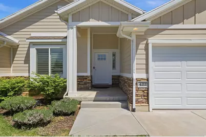 422 W 1500 N, Harrisville, UT 84404 - Photo 2