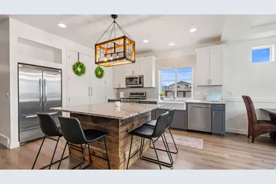 19 E 2130 S, Heber City, UT 84032 - Photo 4