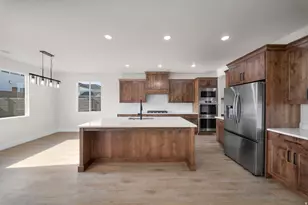 4795 W 1930 S, Hurricane, UT 84737 - Photo 20