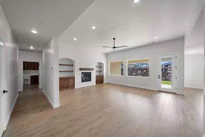 4795 W 1930 S, Hurricane, UT 84737 - Photo 16