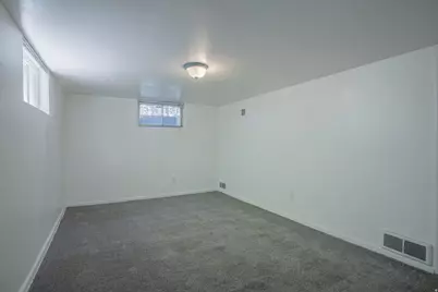 3431 S 2300 E, Salt Lake City, UT 84109 - Photo 20