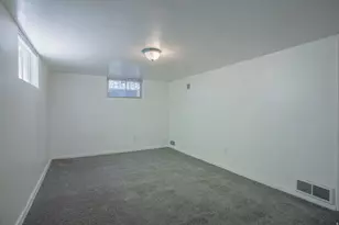 3431 S 2300 E, Salt Lake City, UT 84109 - Photo 20