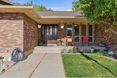 2045 W 5025 S, Roy, UT 84067 - Photo 4