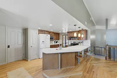 2045 W 5025 S, Roy, UT 84067 - Photo 10