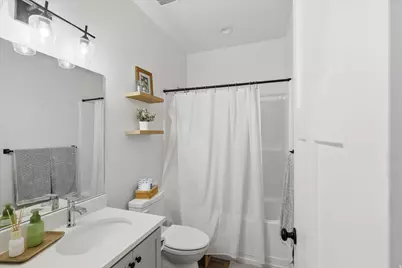 820 S 380 E #14, Smithfield, UT 84335 - Photo 18