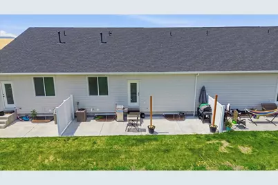820 S 380 E #14, Smithfield, UT 84335 - Photo 28