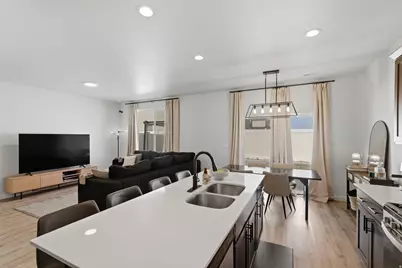3541 S 4300 W #542, West Haven, UT 84401 - Photo 10