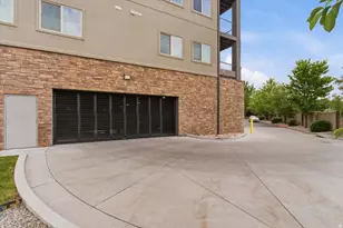 1225 E Wolf Hollow Ln S, Millcreek, UT 84117 - Photo 32