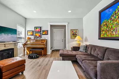 921 W Lotus Brook Dr, South Salt Lake, UT 84119 - Photo 10