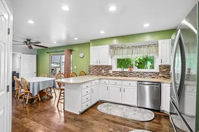 854 E 1030 N, Orem, UT 84097 - Photo 8