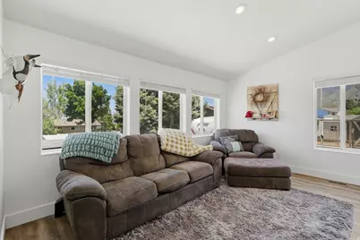114 N Clark Ln, Elk Ridge, UT 84651 - Photo 8