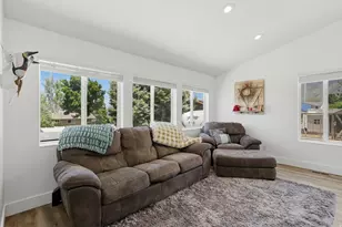 114 N Clark Ln, Elk Ridge, UT 84651 - Photo 8