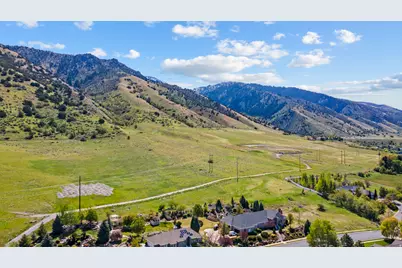 745 Foxridge Dr, Providence, UT 84332 - Photo 70