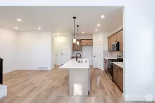 6247 S Benes Ln, Taylorsville, UT 84129 - Photo 6
